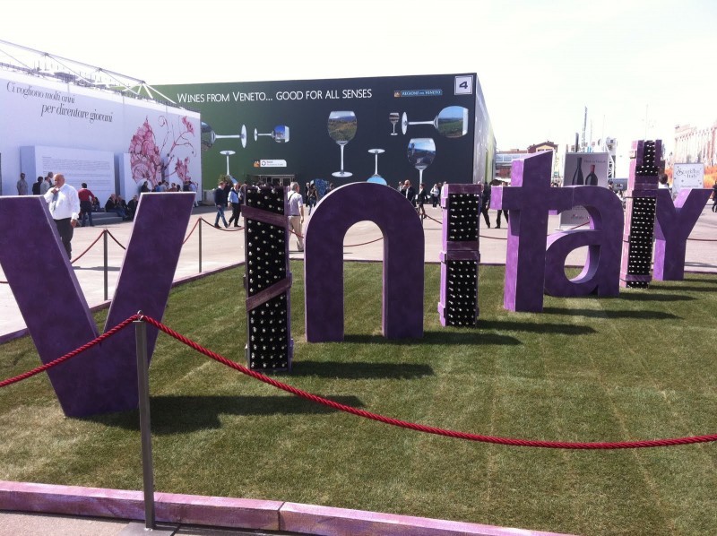 VINIVERI, VINNATUR TASTING, VINITALY. LA PRIMAVERA DEL VINO PRENDE FORMA.