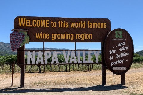 IL VINO TRA SOGNO AMERICANO E REALTÀ: RIFLESSIONI A POSTERIORI IN EPOCHE COVIDDIANE